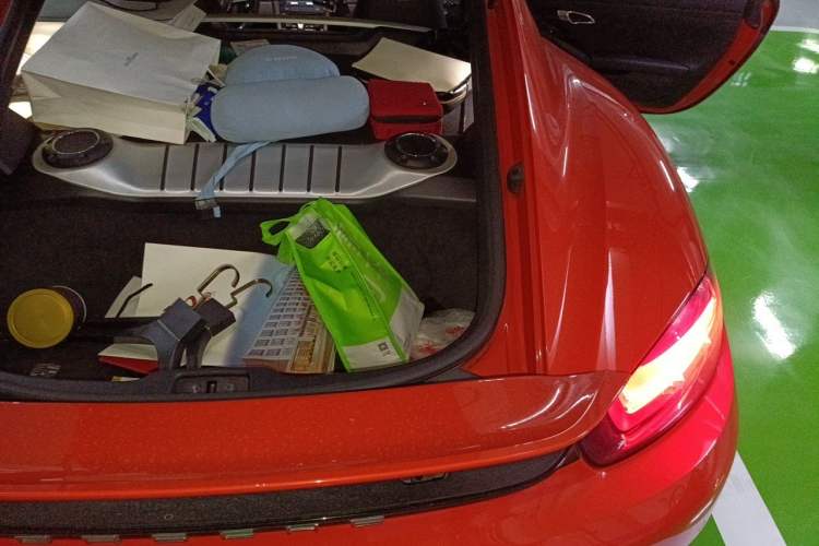 Used Porsche 718 2016 Cayman 2.0T Engine Bay Left