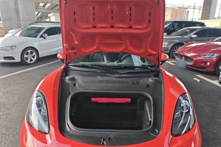 Used Porsche 718 2016 Cayman 2.0T Engine Bay