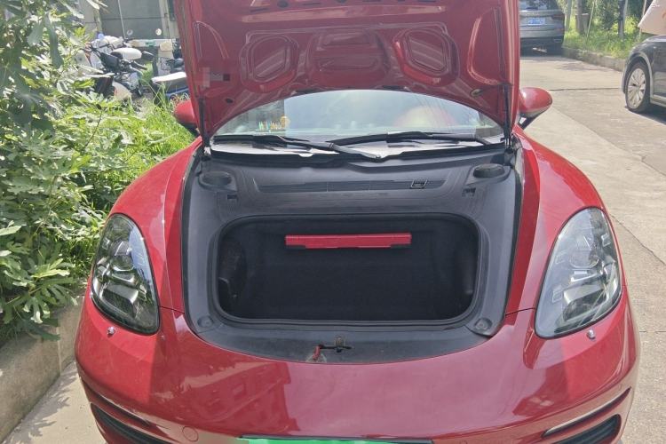Used Porsche 718  Engine Bay
