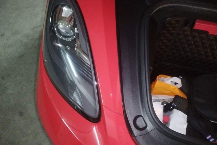 Used Porsche 718 2016 Cayman 2.0T Engine Bay Right