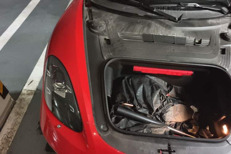 Used Porsche 718 2016 Cayman 2.0T Engine Bay Right