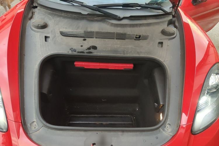 Used Porsche 718 2016 Cayman 2.0T Engine Bay