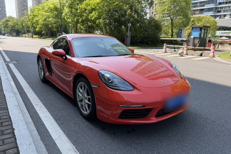 Used Porsche 718 2016 Cayman 2.0T Exterior 2
