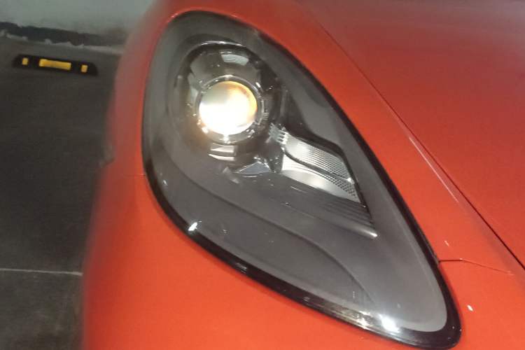 Used Porsche 718 2016 Cayman 2.0T Exterior 6