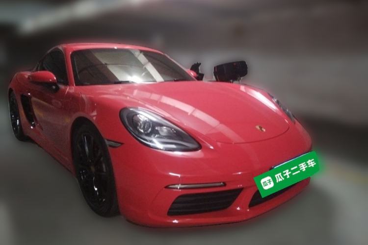 Used Porsche 718 2016 Cayman 2.0T Front Right 45 Deg
