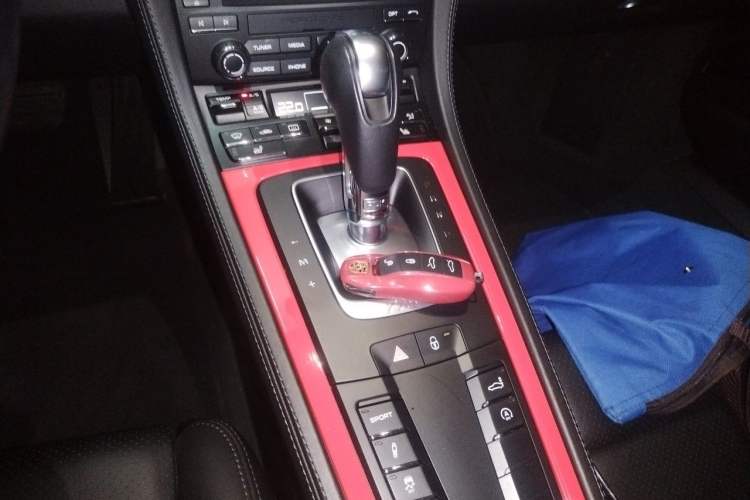 Used Porsche 718 2016 Cayman 2.0T Gear Lever