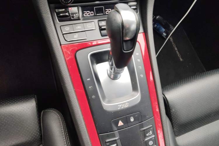 Used Porsche 718 2016 Cayman 2.0T Gear Lever