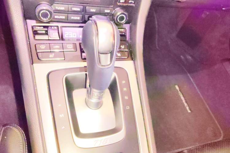 Used Porsche 718 2016 Boxster 2.0T Gear Lever