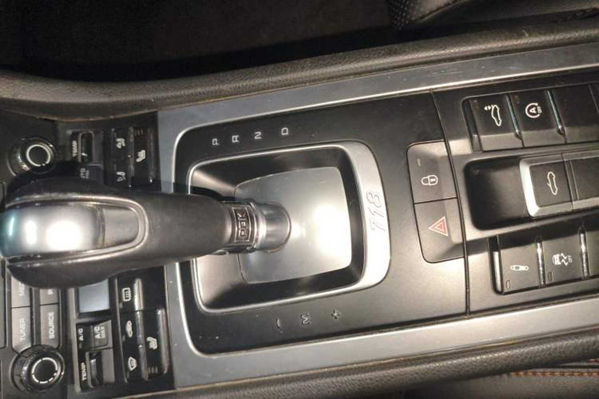 Used Porsche 718 2016 Boxster 2.0T Gear Lever