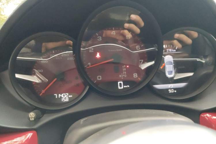 Used Porsche 718 2016 Cayman 2.0T Instrument Cluster