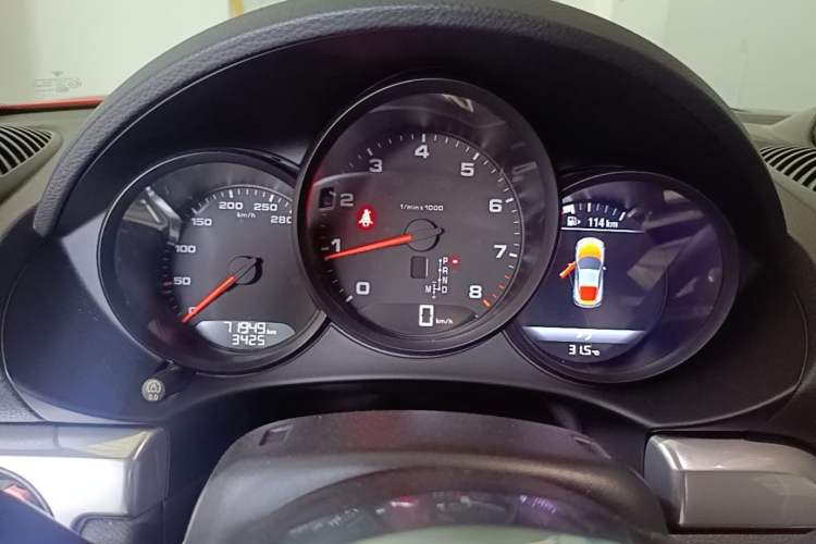 Used Porsche 718 2016 Cayman 2.0T Instrument Cluster