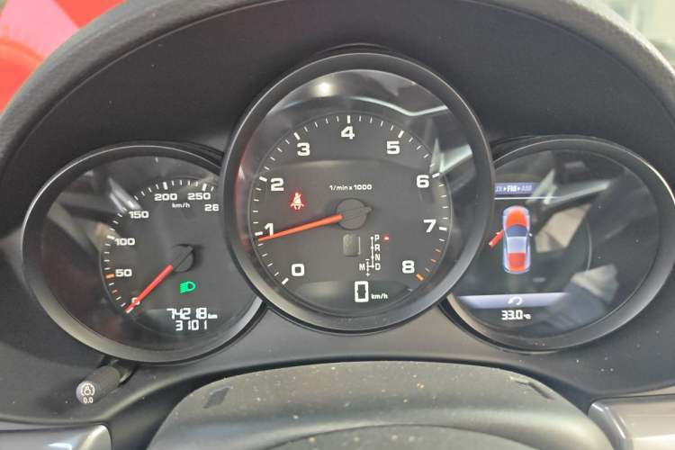 Used Porsche 718 2016 Cayman 2.0T Instrument Cluster