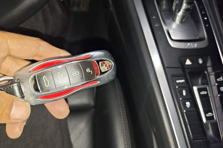 Used Porsche 718 2016 Boxster 2.0T Interior 1