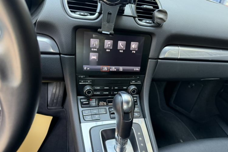 Used Porsche 718 2016 Cayman 2.0T Interior 3
