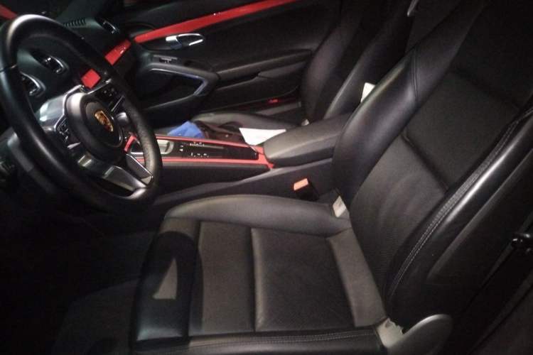 Used Porsche 718 2016 Cayman 2.0T Left Front Seat