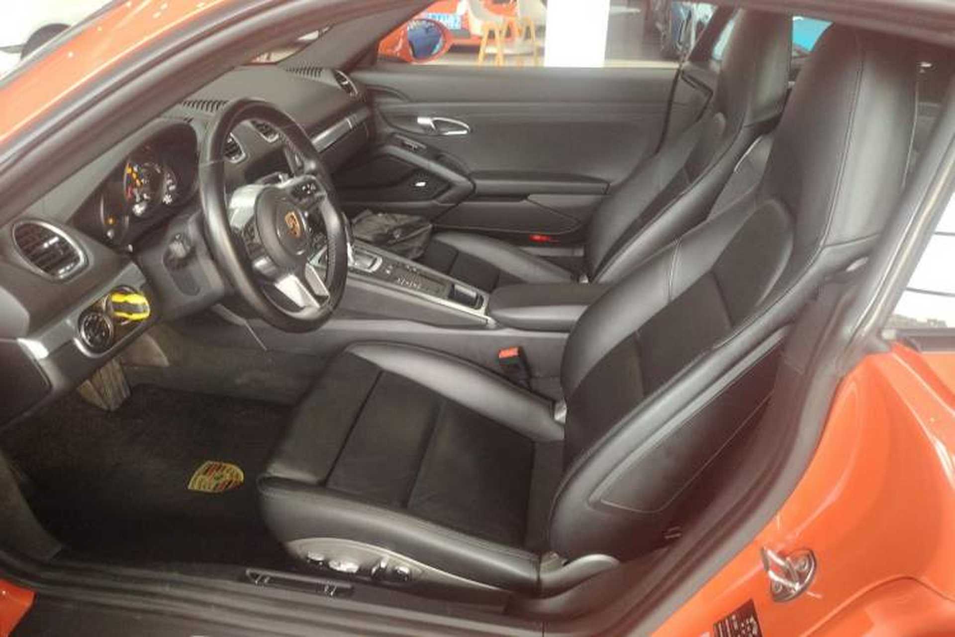 Used Porsche 718 2016 Cayman 2.0T Left Front Seat