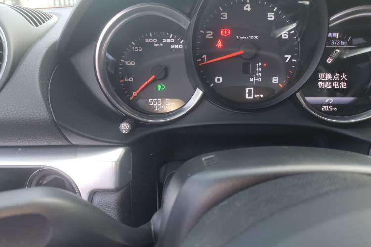 Used Porsche 718 2016 Boxster 2.0T Odometer Close Up