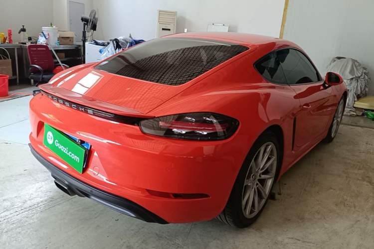 Used Porsche 718 2016 Cayman 2.0T Rear Right 45 Deg