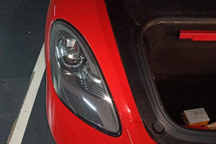 Used Porsche 718 2016 Boxster 2.0T Right Front Headlight