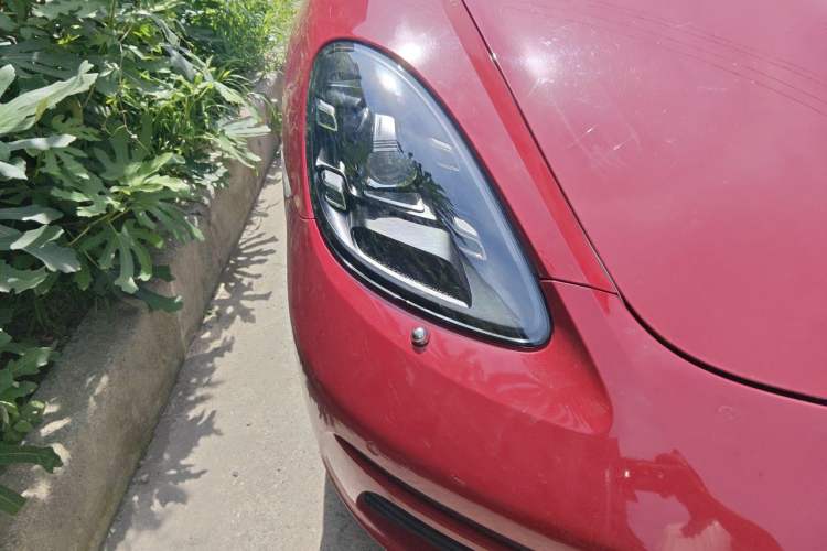 Used Porsche 718  Right Front Headlight