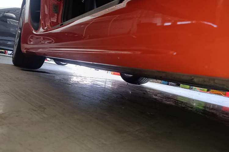 Used Porsche 718 2016 Cayman 2.0T Right Side Sill