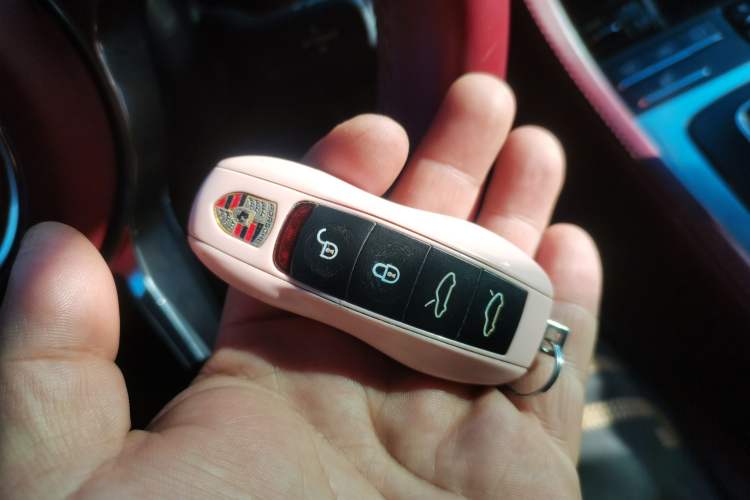 Used Porsche 718 2016 Cayman 2.0T Vehicle Key