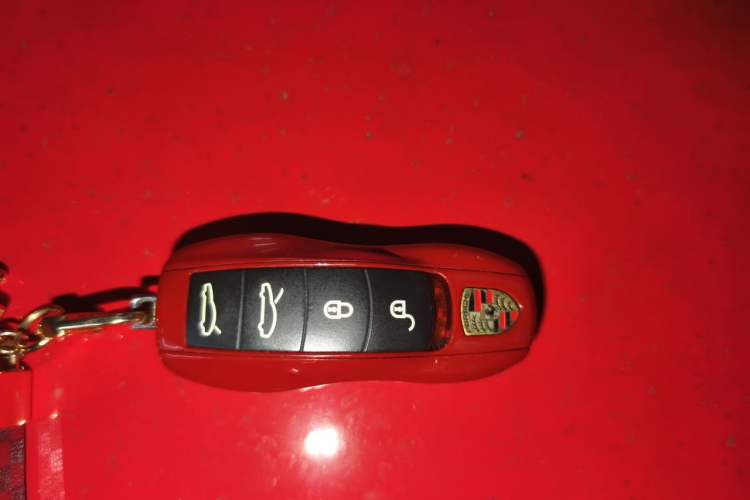 Used Porsche 718 2016 Cayman 2.0T Vehicle Key