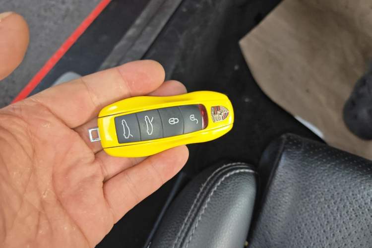 Used Porsche 718 2016 Cayman 2.0T Vehicle Key