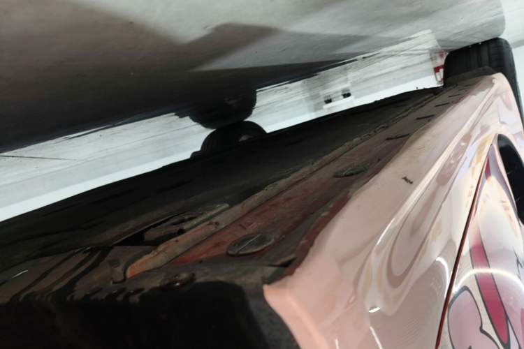 Used Porsche 718 2016 Cayman 2.0T Right Side Sill