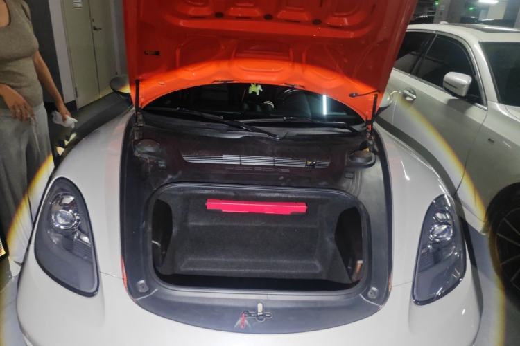Used Porsche 718 2016 Cayman 2.0T Engine Bay