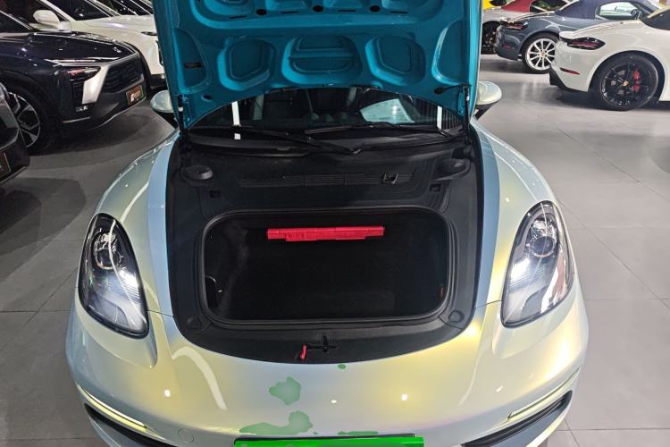 Used Porsche 718 2016 Cayman 2.0T Engine Bay