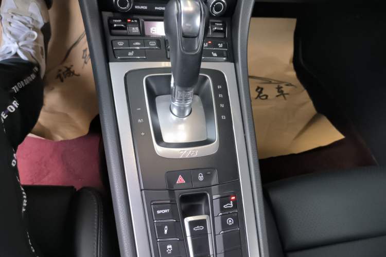 Used Porsche 718 2016 Boxster 2.0T Gear Lever