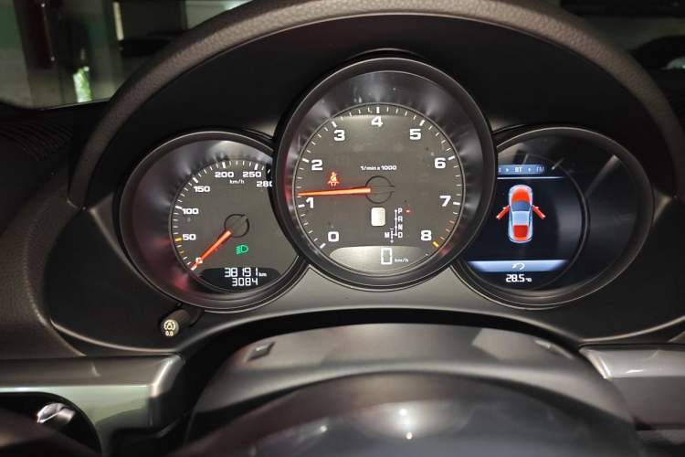 Used Porsche 718 2016 Cayman 2.0T Instrument Cluster