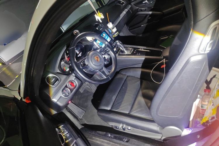 Used Porsche 718 2016 Cayman 2.0T Left Front Seat