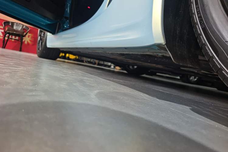 Used Porsche 718 2016 Cayman 2.0T Left Side Sill
