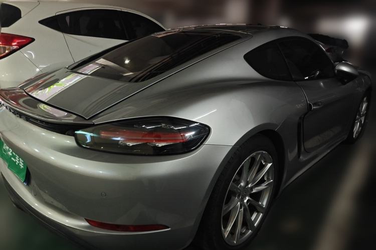 Used Porsche 718 2016 Cayman 2.0T Rear Right 45 Deg