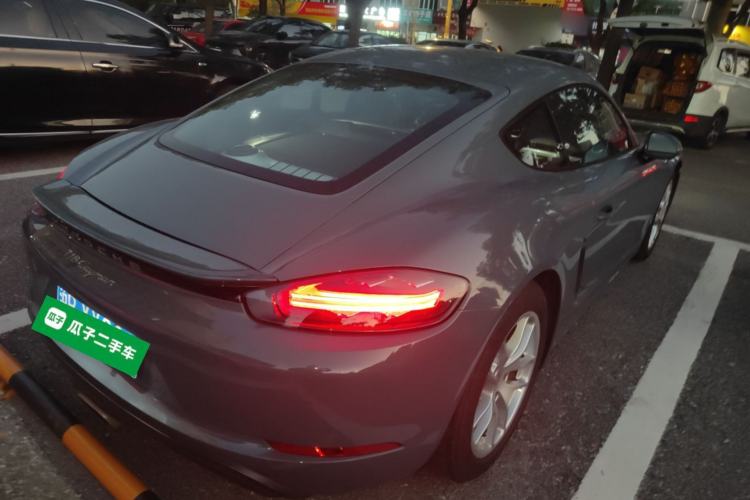 Used Porsche 718 2016 Cayman 2.0T Rear Right 45 Deg