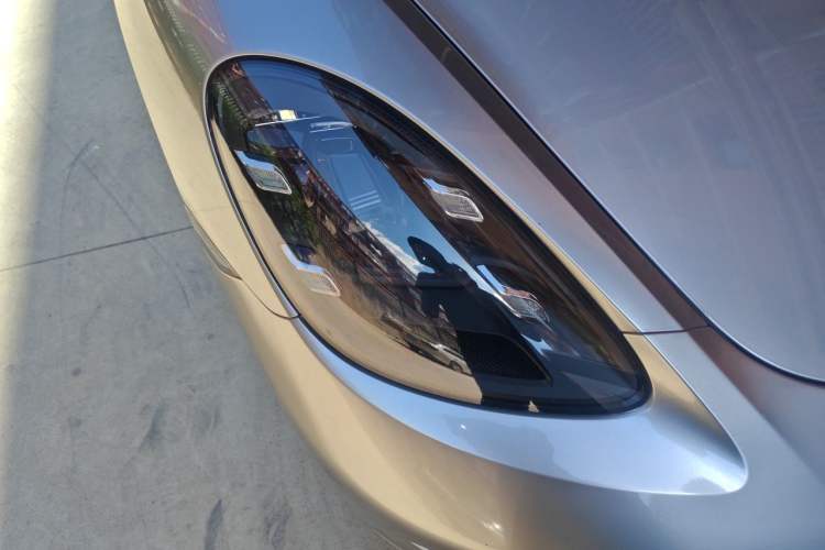 Used Porsche 718 2016 Boxster 2.0T Right Front Headlight