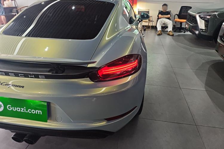 Used Porsche 718 2016 Cayman 2.0T Right Rear Taillight