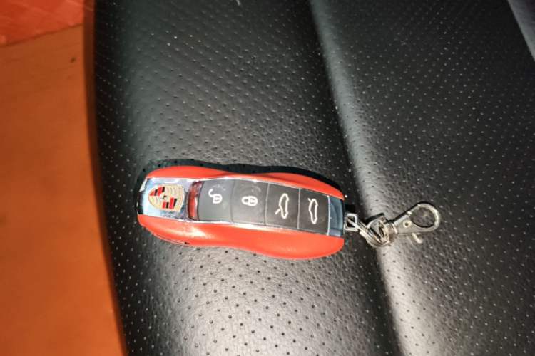 Used Porsche 718 2016 Cayman 2.0T Vehicle Key