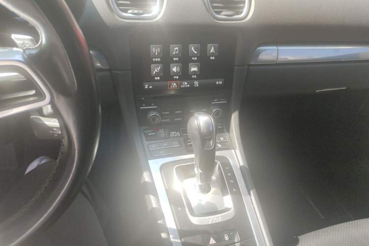 Used Porsche 718 2016 Boxster 2.0T Audio And AC Panel