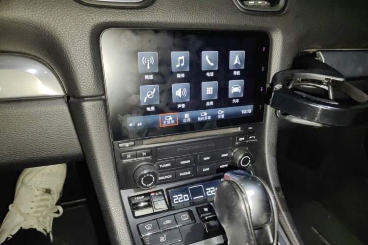 Used Porsche 718 2016 Cayman 2.0T Audio And AC Panel