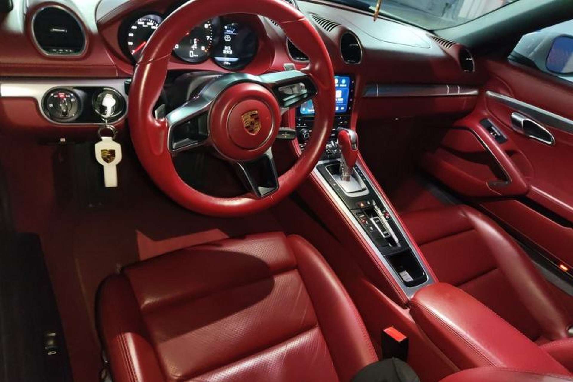 Used Porsche 718 2016 Boxster 2.0T Center Console