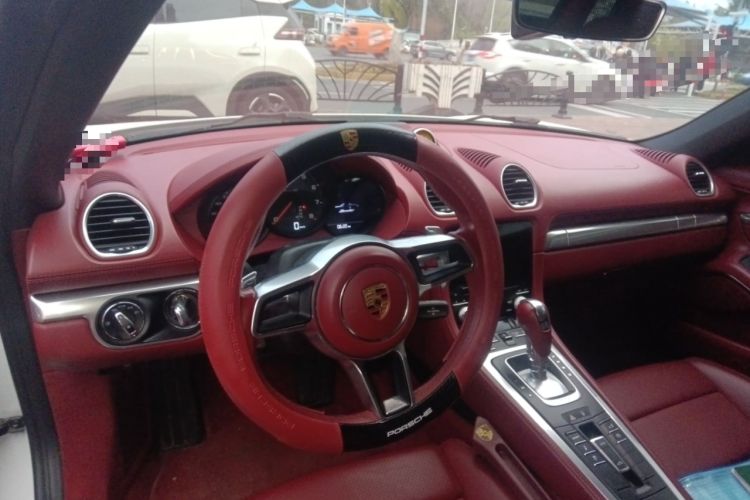Used Porsche 718 2016 Boxster 2.0T Center Console
