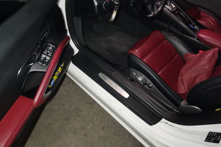 Used Porsche 718 2016 Cayman 2.0T Driver Seat