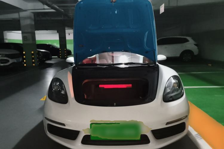 Used Porsche 718 2016 Boxster 2.0T Engine Bay