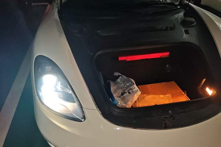 Used Porsche 718 2016 Cayman 2.0T Engine Bay Right