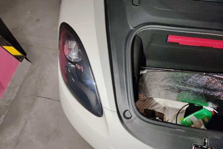 Used Porsche 718 2016 Boxster 2.0T Engine Bay Right