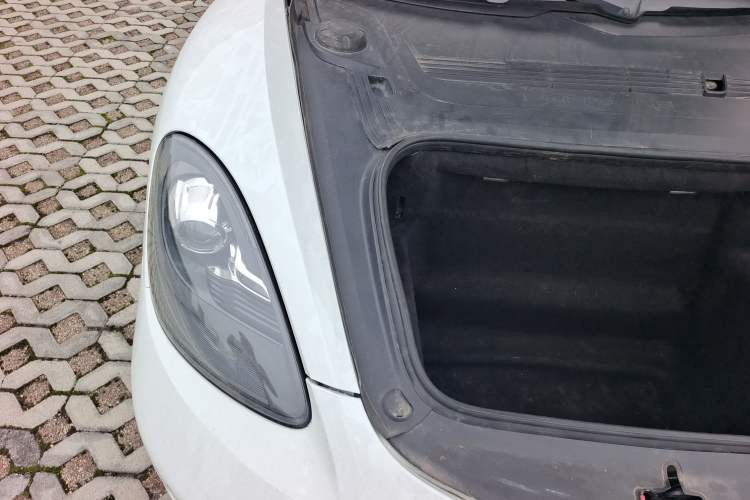 Used Porsche 718 2016 Cayman 2.0T Engine Bay Right