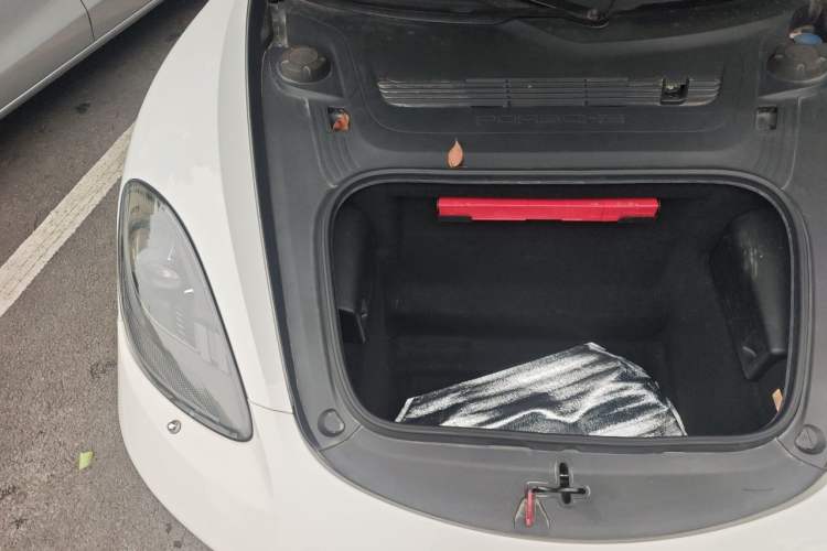 Used Porsche 718 2016 Cayman S 2.5T Engine Bay Right